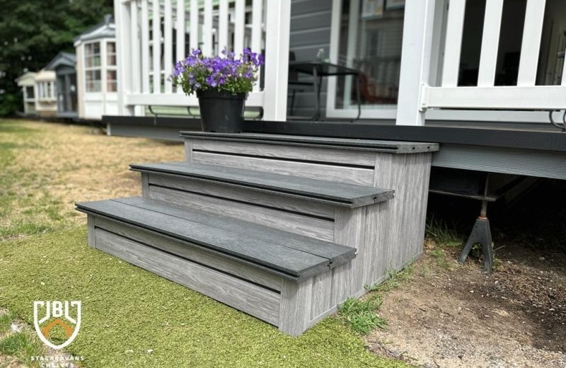 Trap voor chalet jbl onix giant 681cc4154fbaf